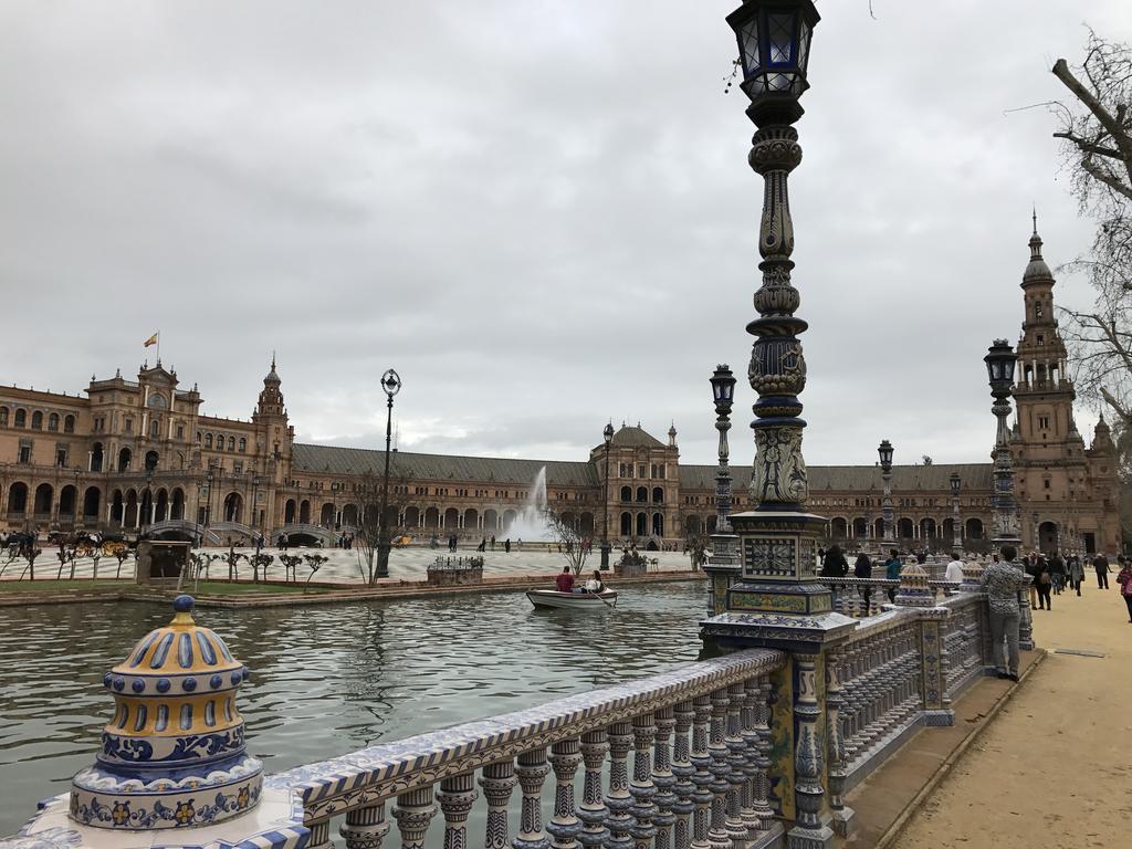 Pension Las Setas Seville Ngoại thất bức ảnh