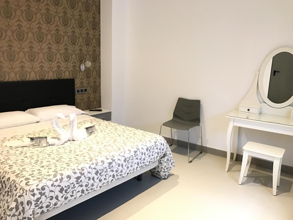 Pension Las Setas Seville Ngoại thất bức ảnh