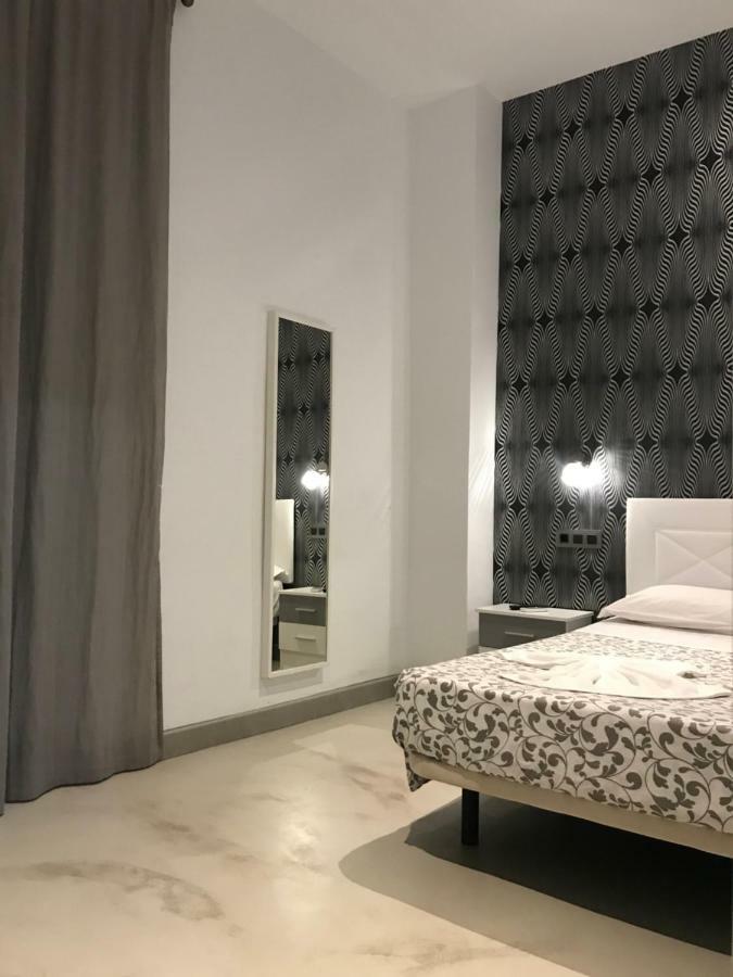 Pension Las Setas Seville Ngoại thất bức ảnh